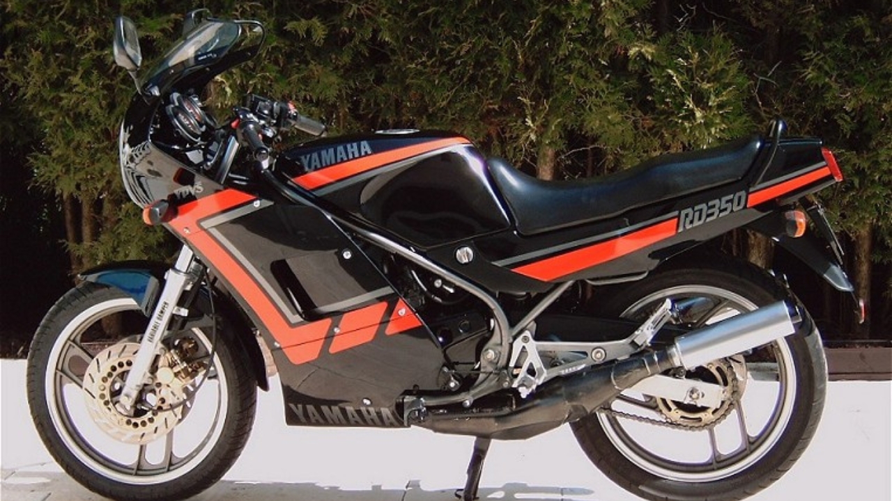 8 two-stroke motorcycles that were faster than anyone admitted