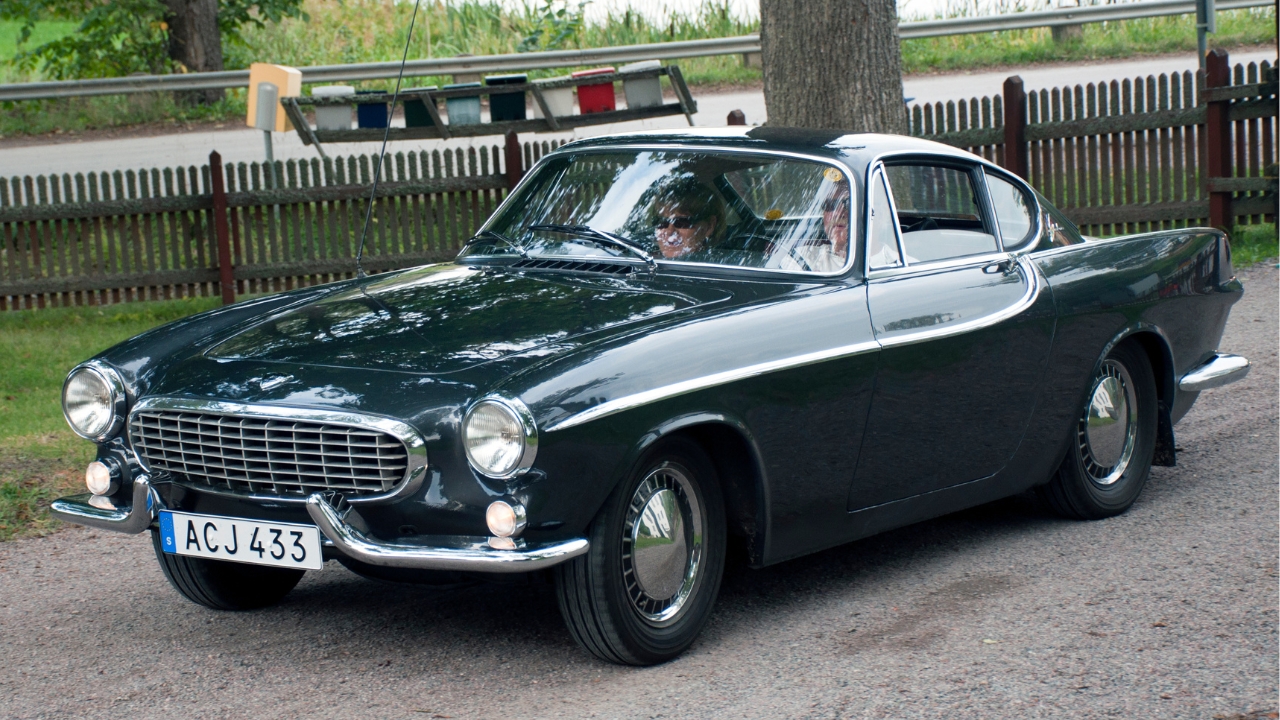 Volvo P1800