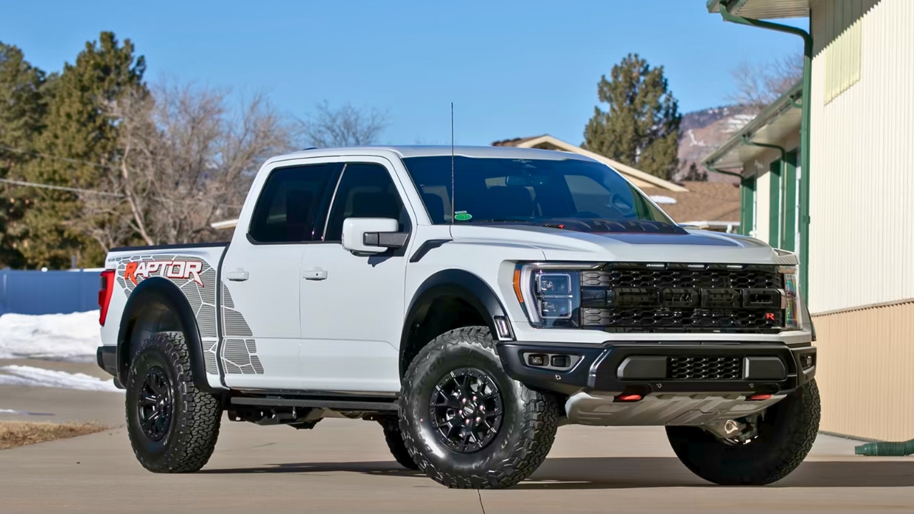 10 Midsize Trucks That Are Built Like a Tank