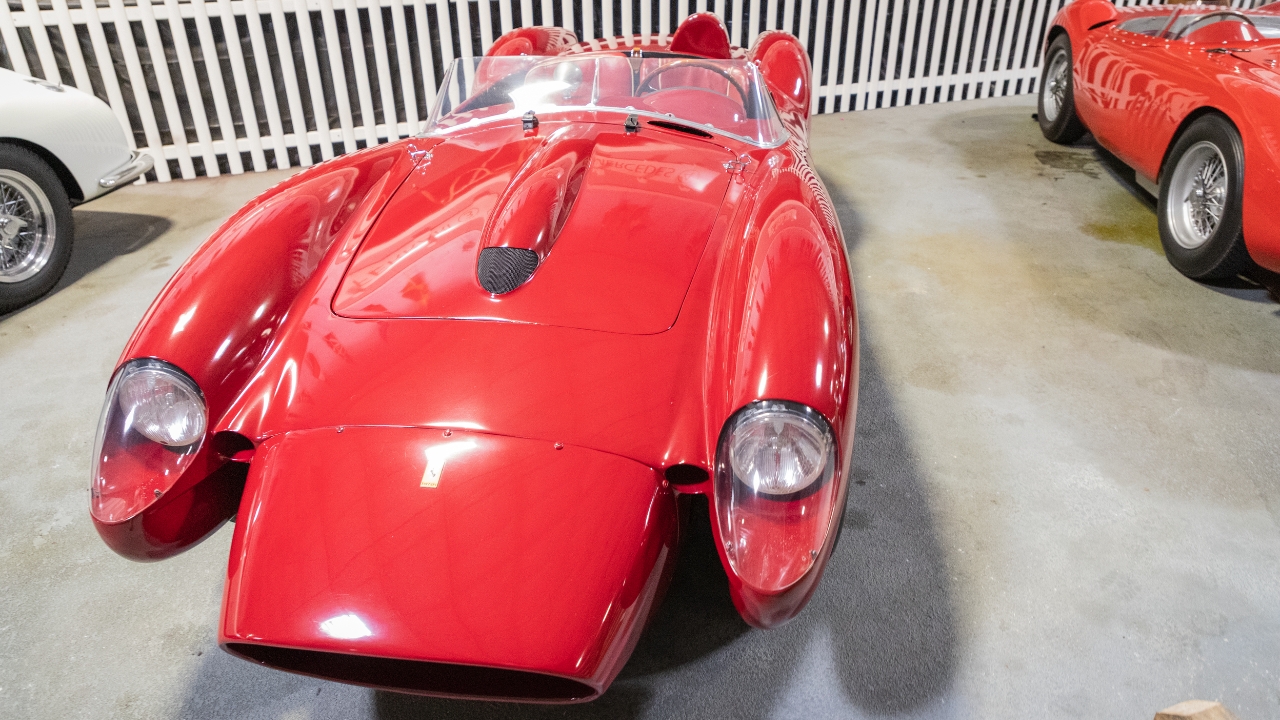 1957 Ferrari 250 Testa Rossa (Simeone)