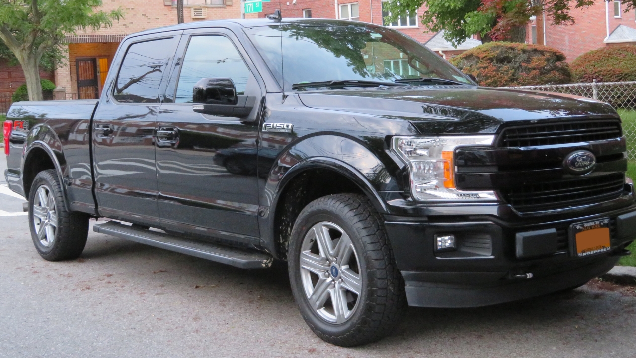 2018 Ford F-150 Crew Cab front 5.26.18
