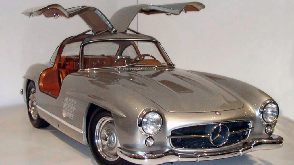 1955 Mercedes-Benz 300SL Gullwing Coupe 34 right