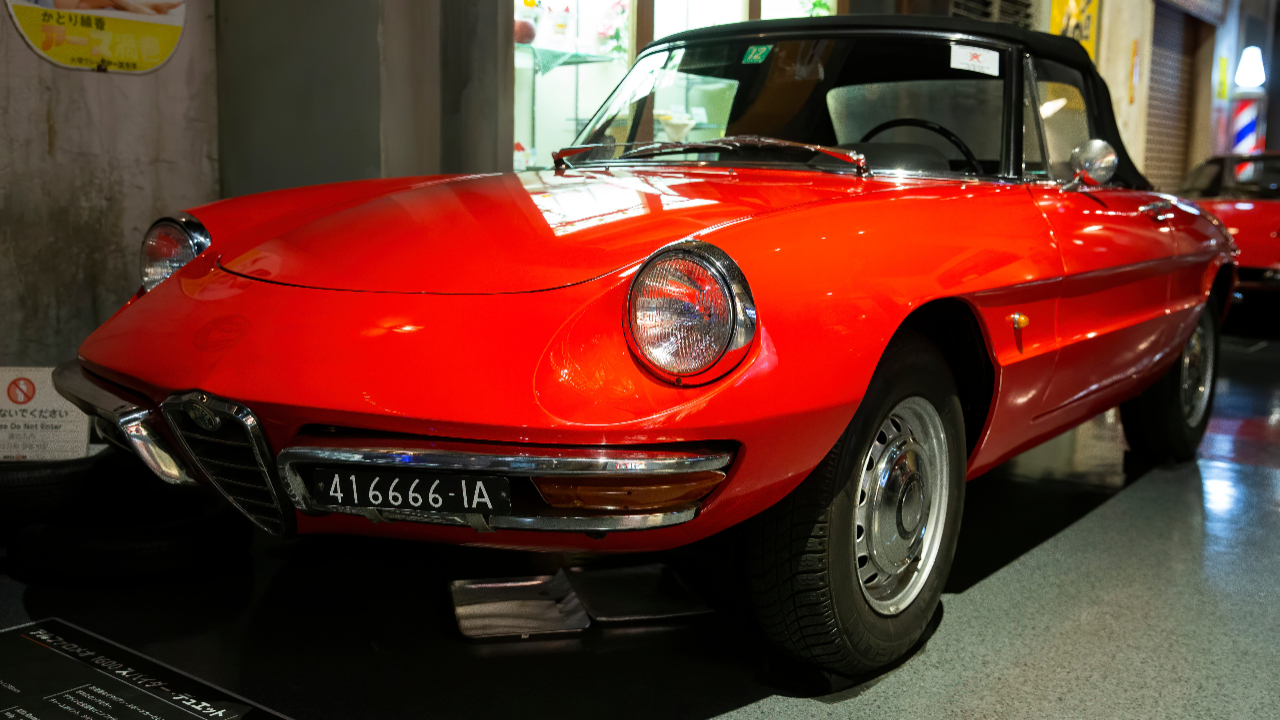 1966 Alfa Romeo Spider - Duetto 1600