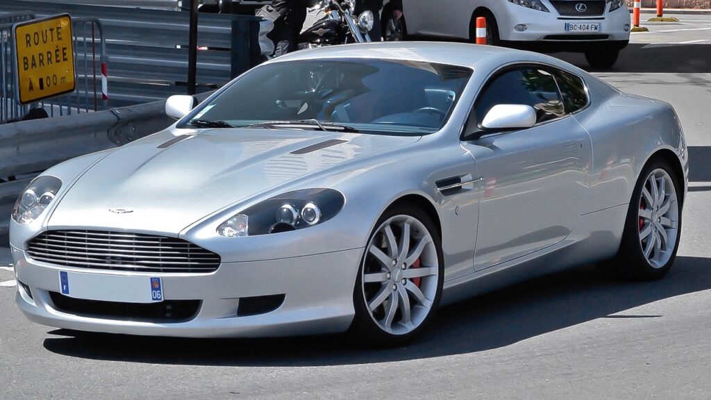 Aston Martin DB9
