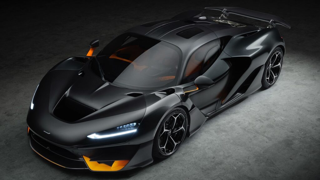 Black McLaren W1
