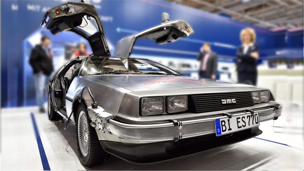 DeLorean DMC-12