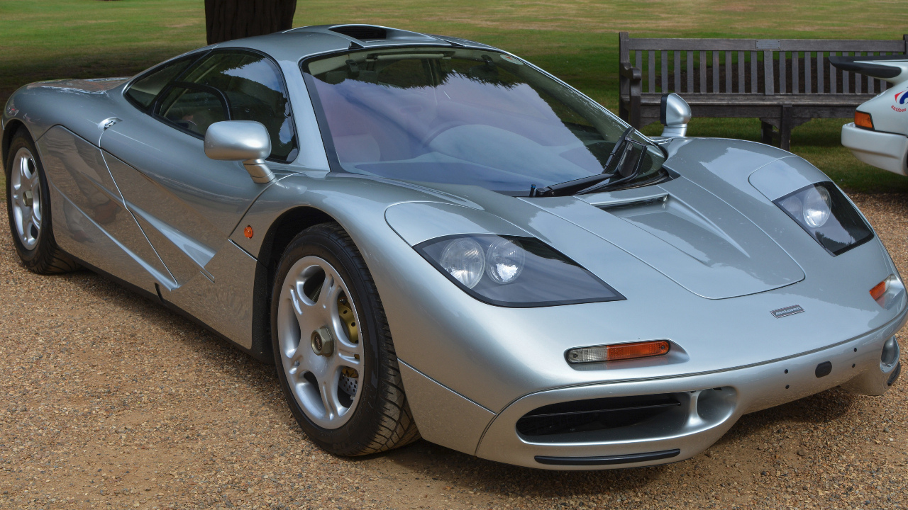 1996 McLaren F1 (rebuilt) photo taken at the Concours d'Elegance Hampton Court 2019