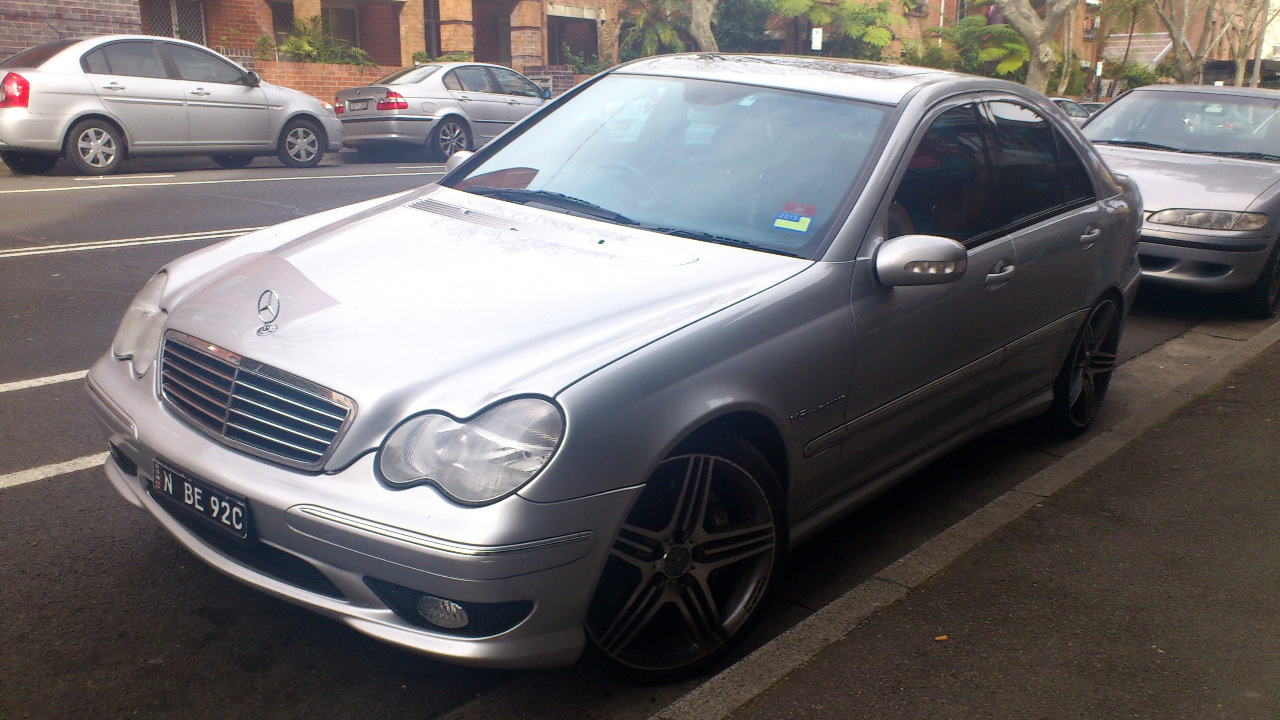 Mercedes-Benz C32 AMG