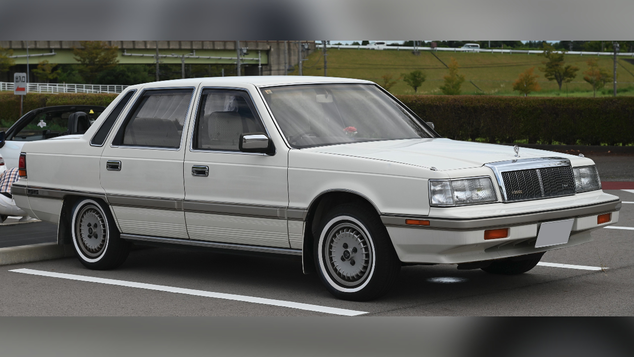 1986-1989 Mitsubishi Debonair V 3000 Royal