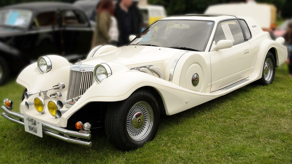 Mitsuoka Le-Seyde