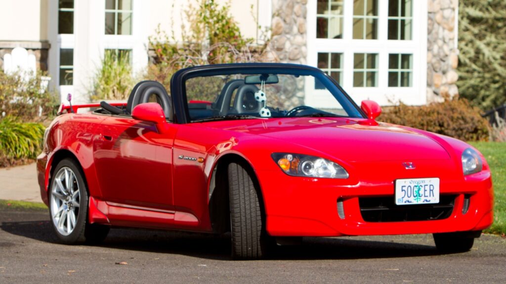 S2000
