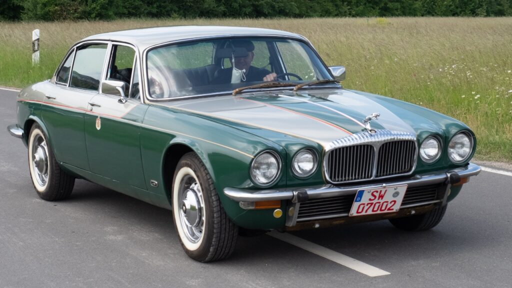 Jaguar XJ6 (Series 3)