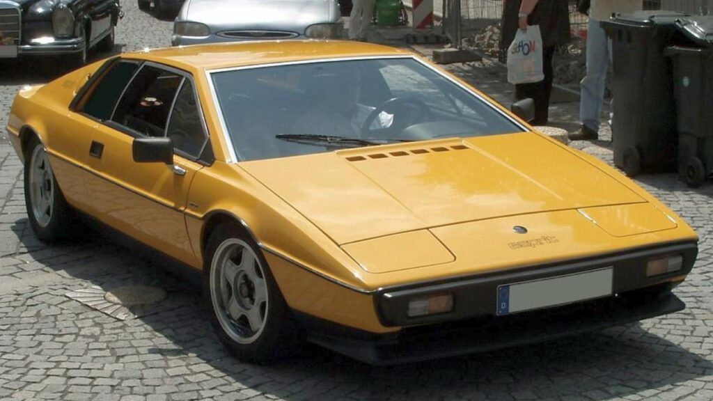 Lotus Esprit Series 2
