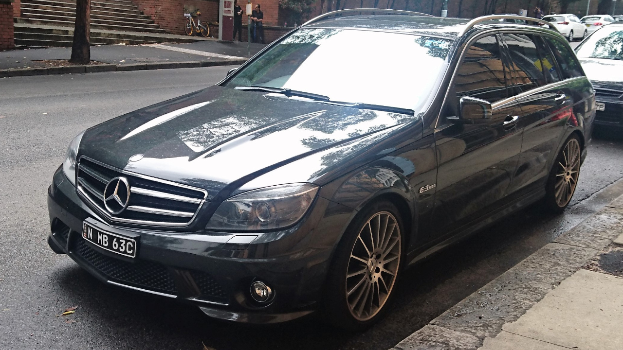 Mercedes-Benz C63 wagon AMG
