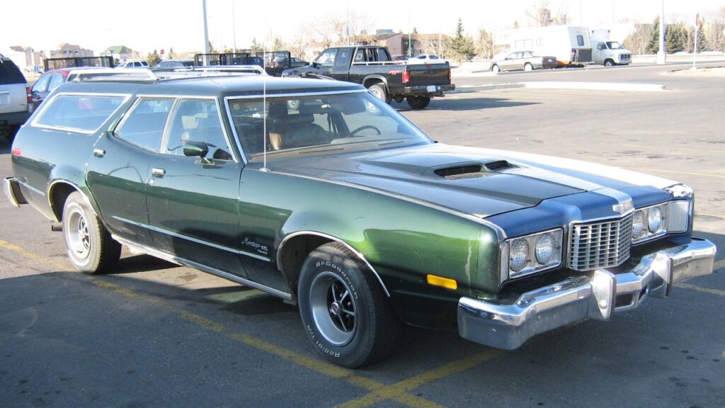 Mercury Montego MX Villager with a hood scoupe