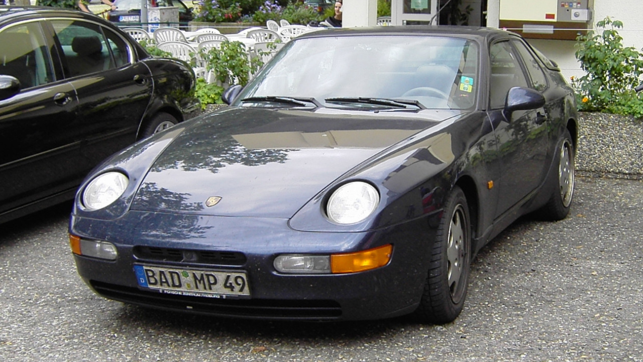 Porsche 968
