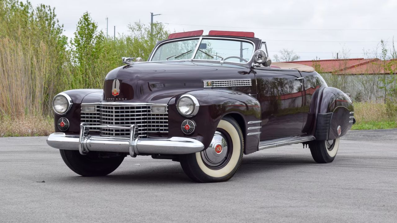 1941 Cadillac Series 62 Convertible
