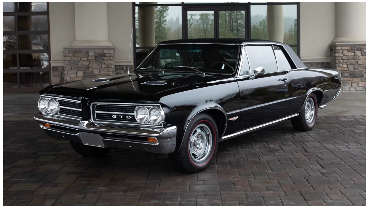 1964 Pontiac GTO Black