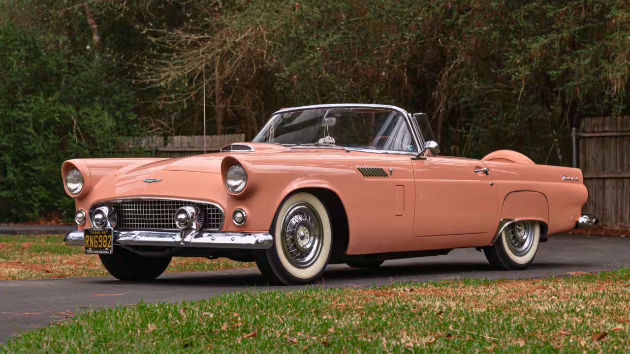 Inside the Fabulous Ford Thunderbird