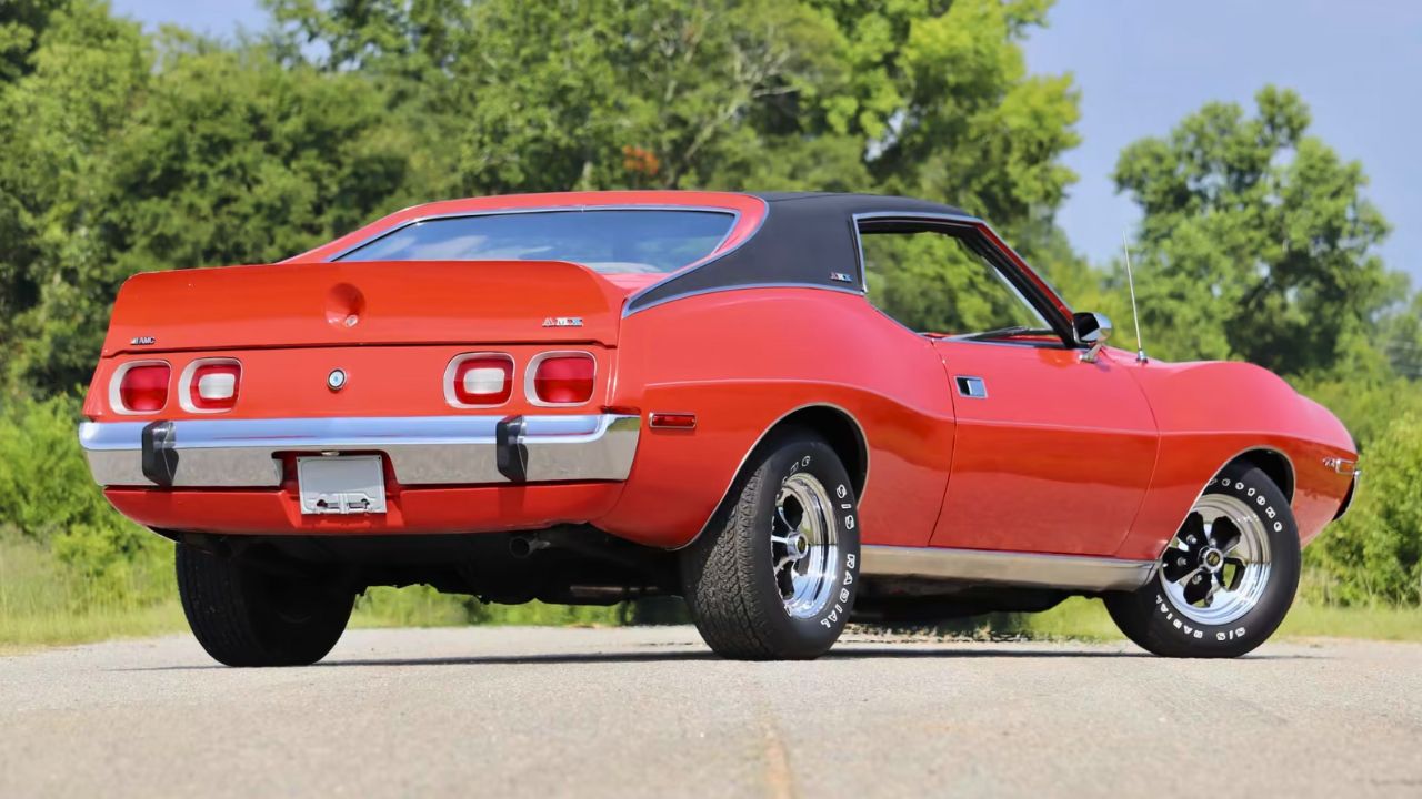 Speed, Scandal, Silence: Forgotten Muscle