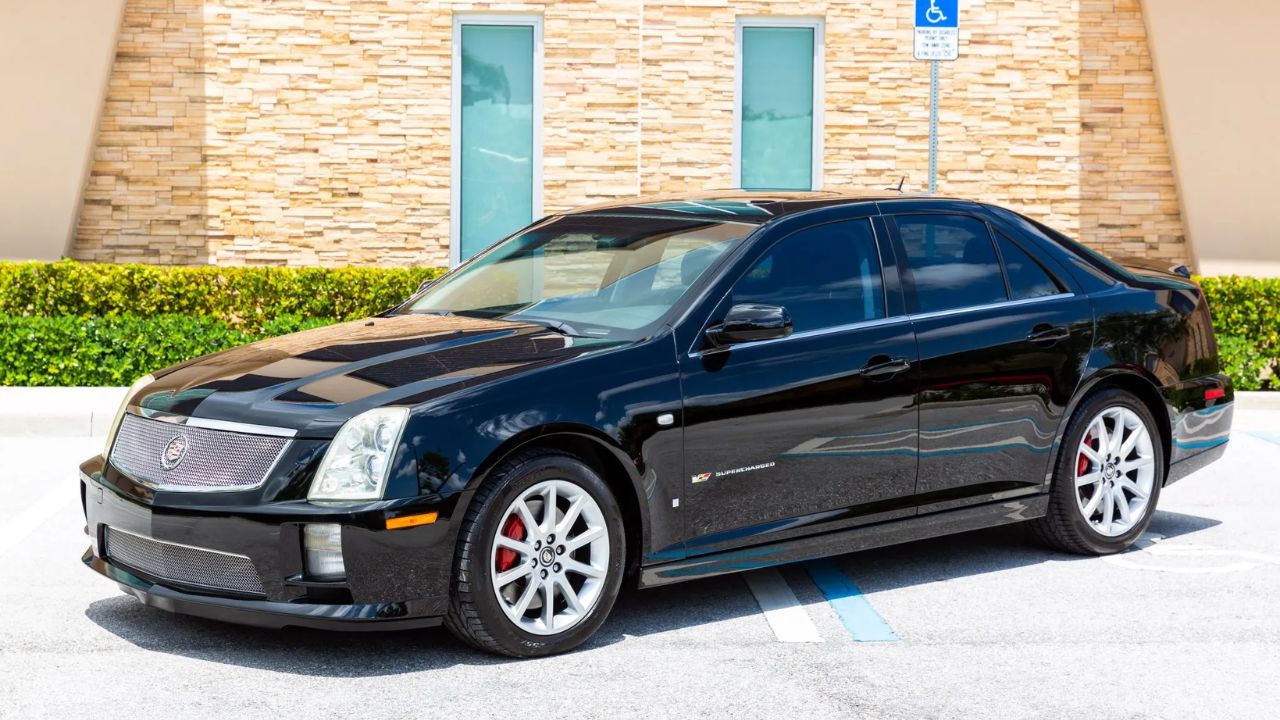 Top 10 V8 sedans that could haul and haul