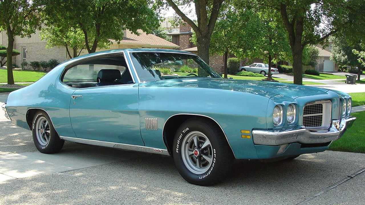 Forgotten factory colors that slap today