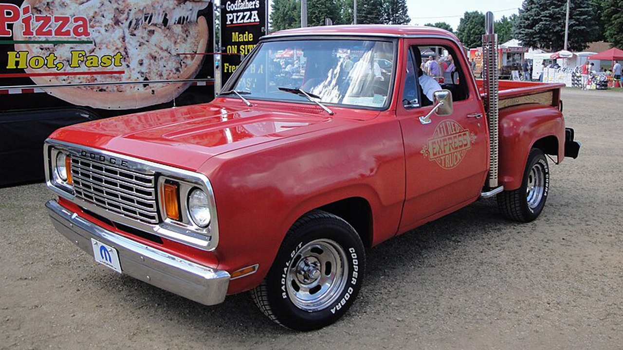 1280px-1978_Dodge_Lil'_Red_Express_Pick-Up_(7324786496)