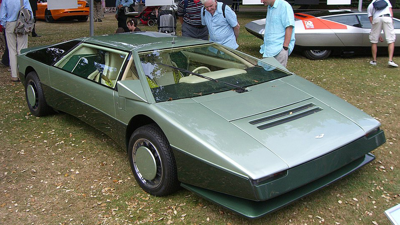 1280px-1979_Aston_Martin_Bulldog