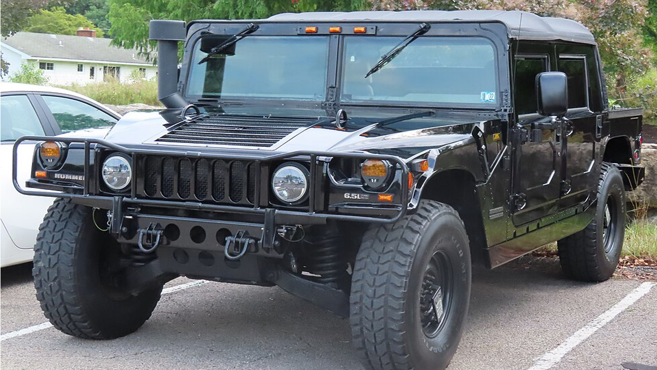 1280px-94-00_AM_General_Hummer_soft_top