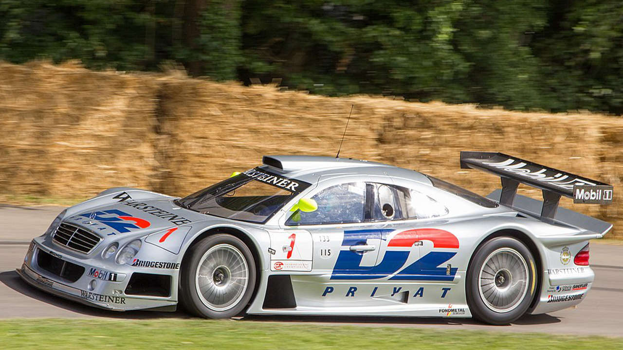 1280px-Mercedes-Benz_CLK_GTR_at_Goodwood_2014_001