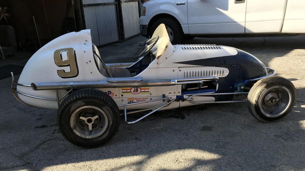 1938 Ford V8-60 Midget Racer