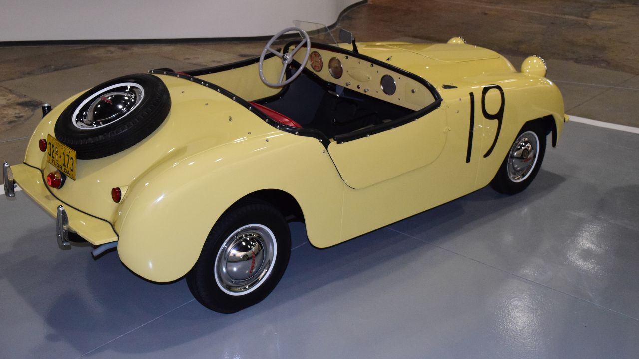 1949 Crosley Hot Shot that won the 1950 Sebring race.