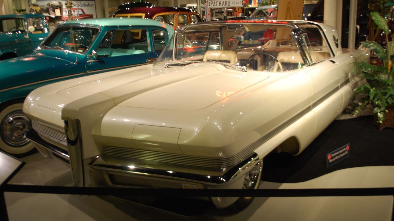 1956 Packard Predictor (15100402942)