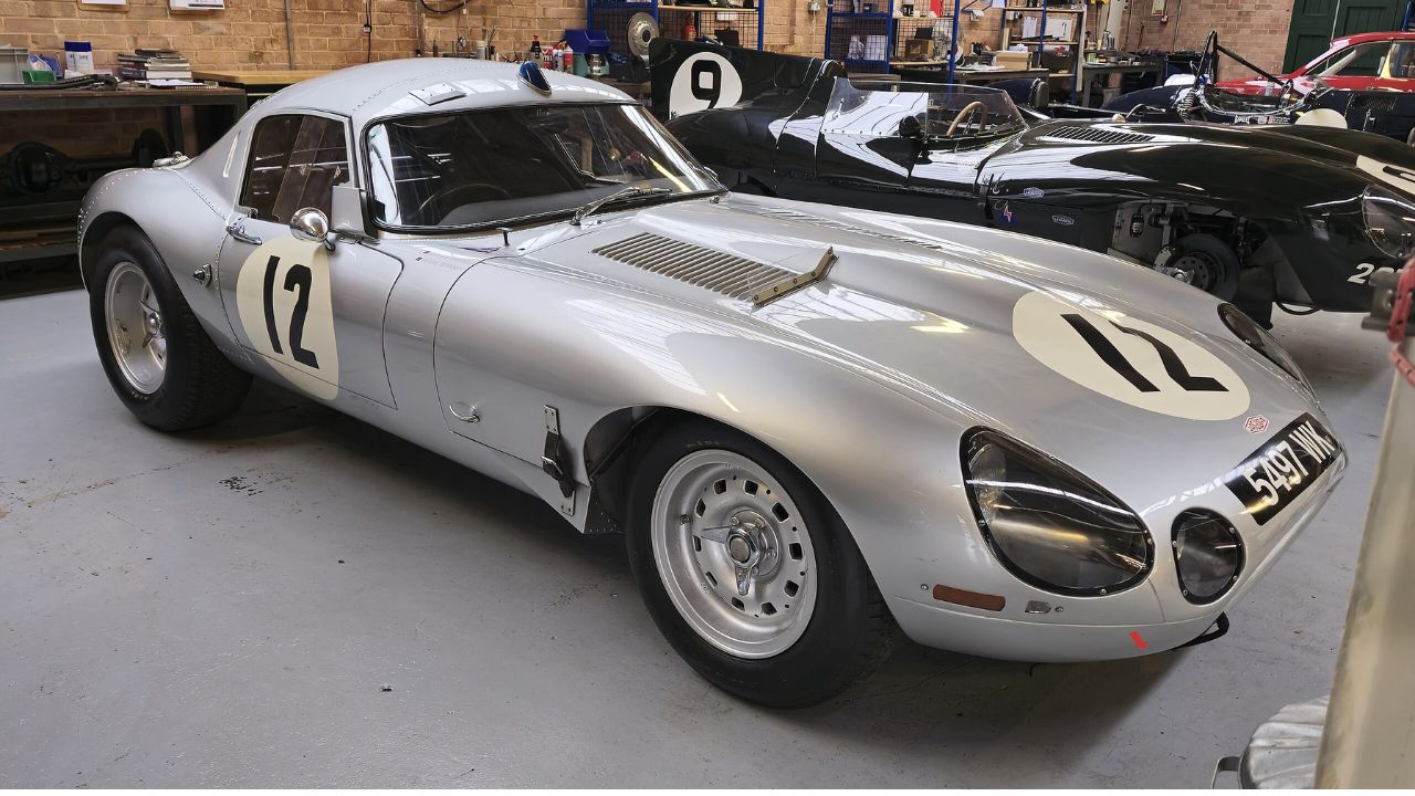 A 1962 Jaguar E-Type Lightweight (replica or continuation perhaps?) taken at Bicester Scramble October 2024.