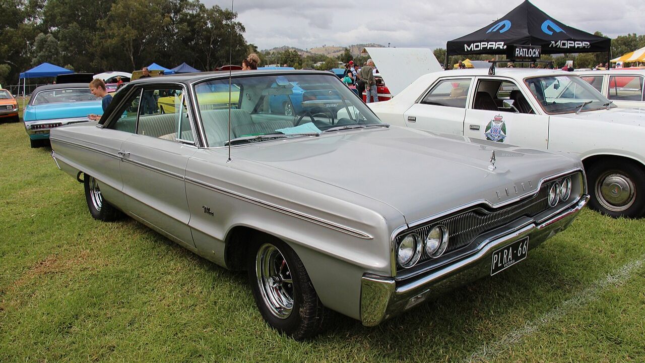 1966 Dodge Polara 2 door Hardtop