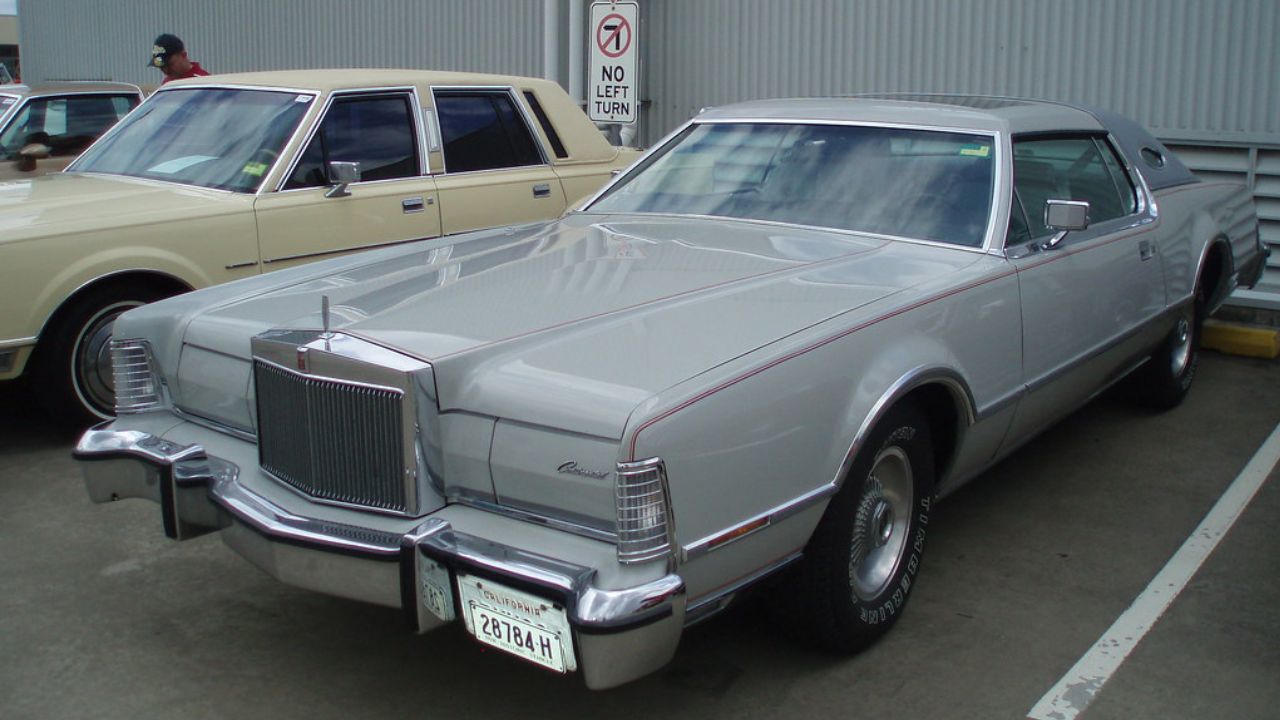 1976 Lincoln Continental Mark IV Cartier Edition