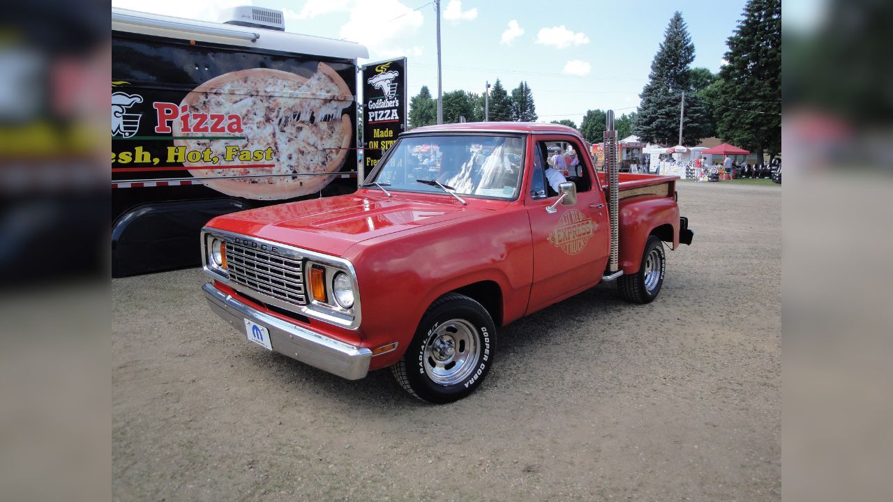1978 Dodge Lil' Red Express Pick-Up