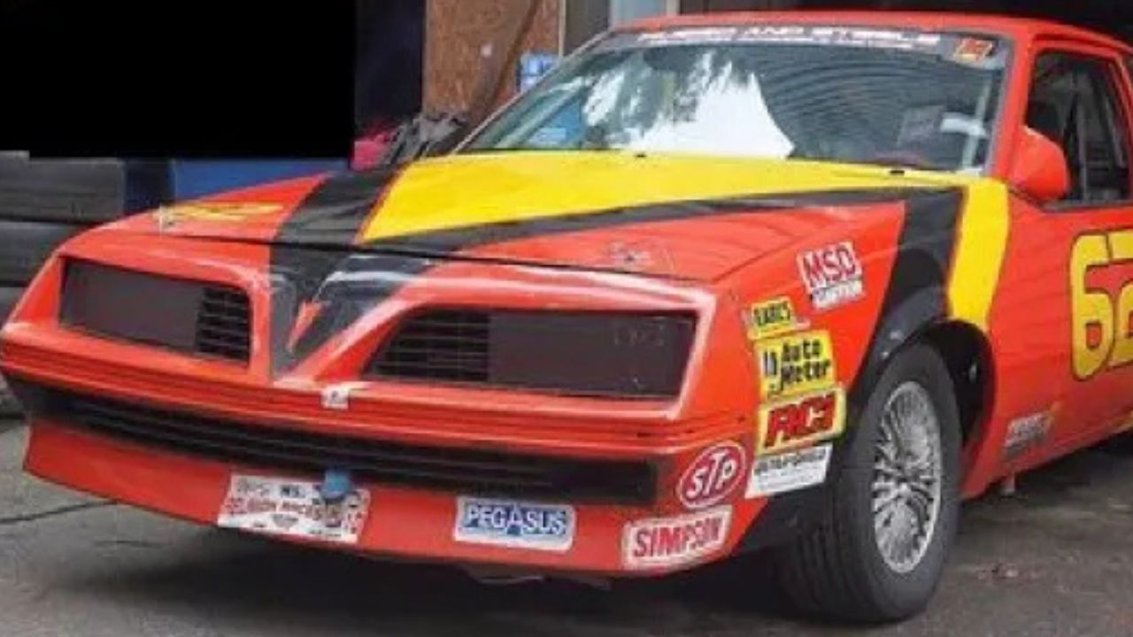 1982 Pontiac J2000