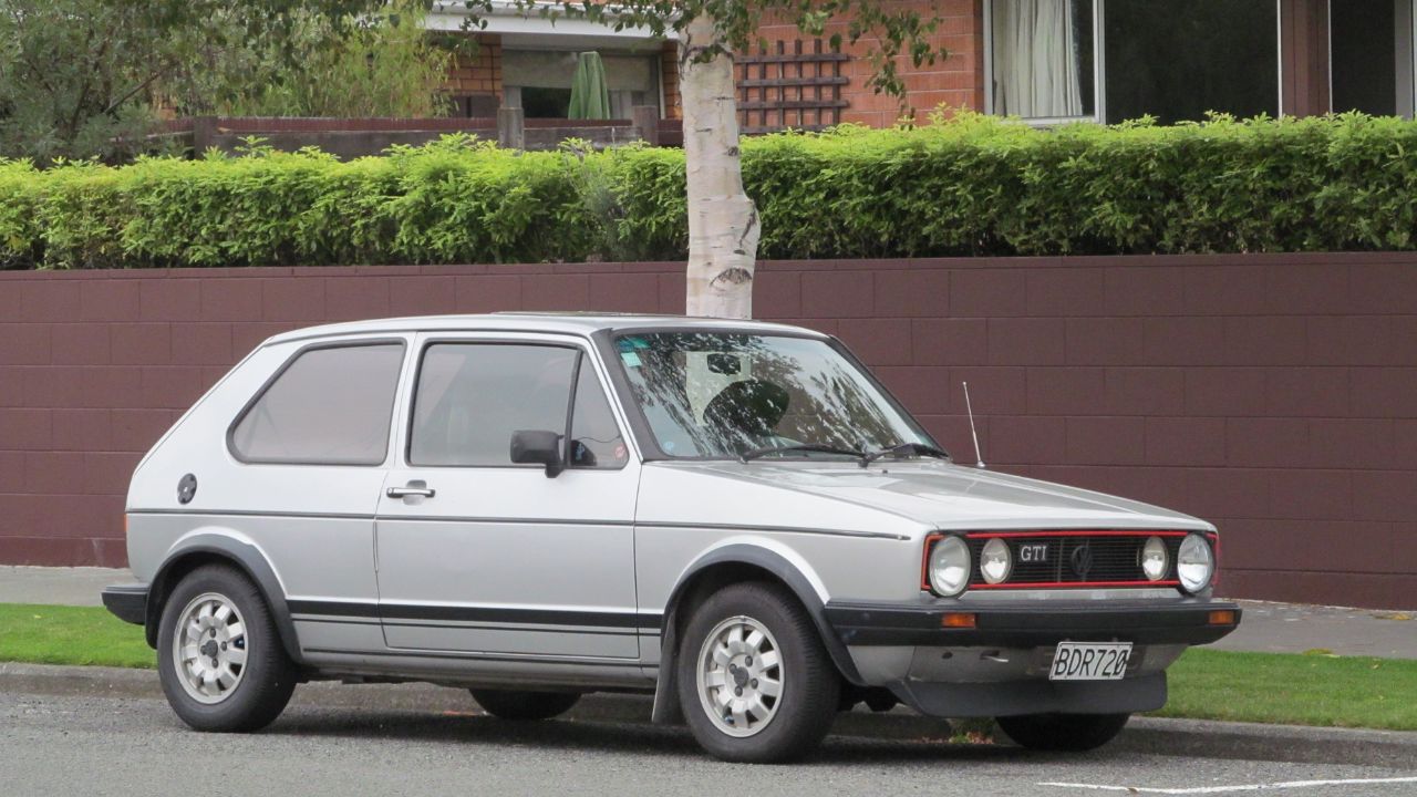 1982 Volkswagen Golf GTi (Mk1) (14072934454)