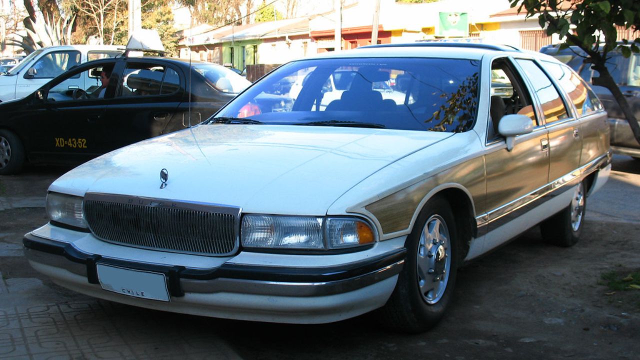 Buick Roadmaster Estate Wagon 1991