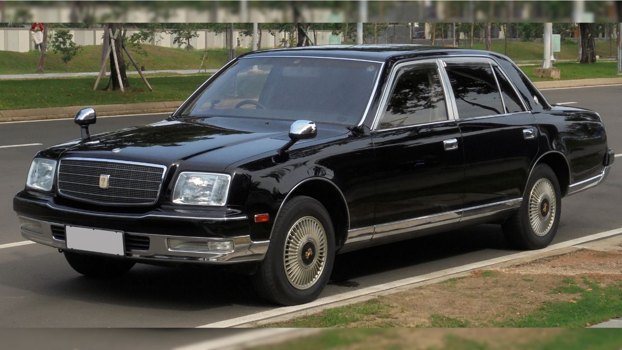 2000-2004 Toyota Century 5.0 TA-GZG50 (20241208)