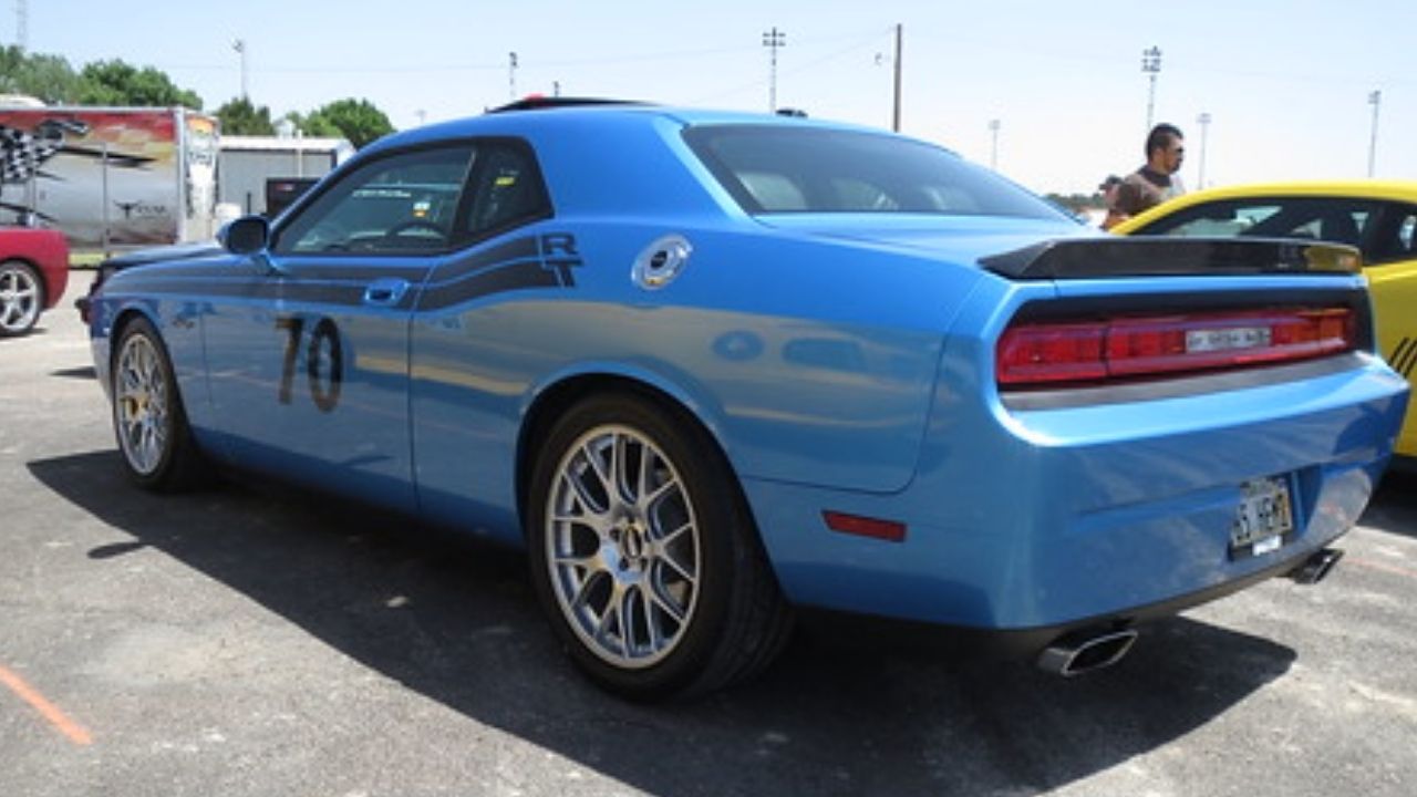 2009 Dodge Challenger RT Classic (2)
