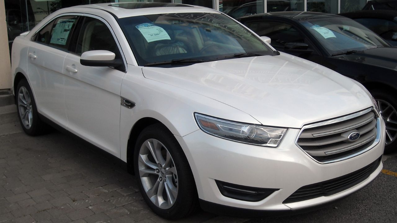 2013 Ford Taurus SHO Facelift