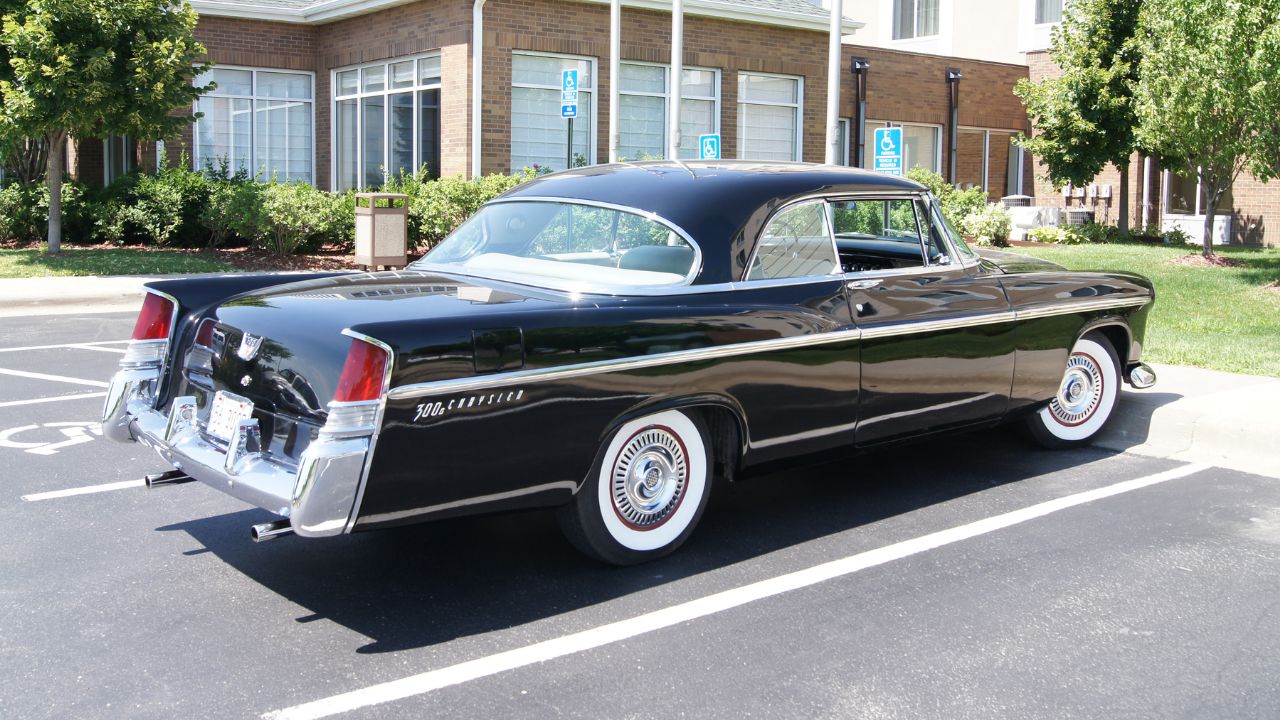 1st Combined Convention 28th Annual National DeSoto Club Convention & 44th Annual Walter P.Chrysler Club Convention July 17 - 21, 2013 Lake Elmo, Minnesota
