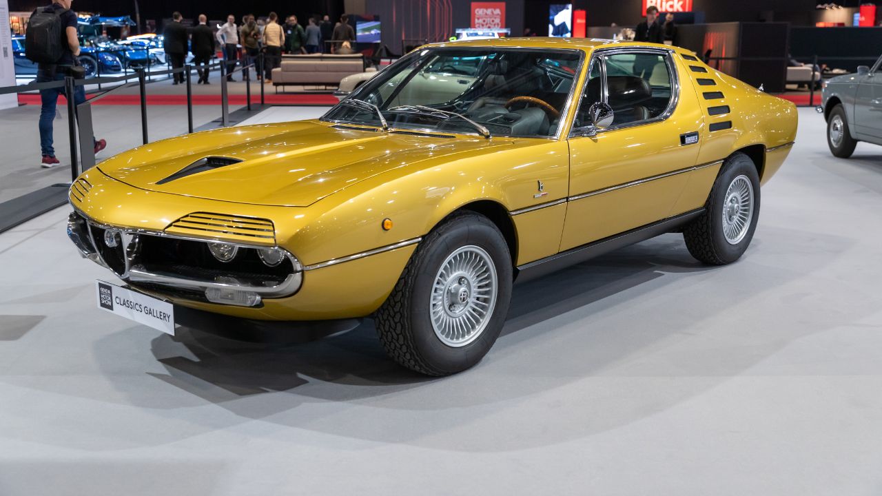 Alfa Romeo Montreal
