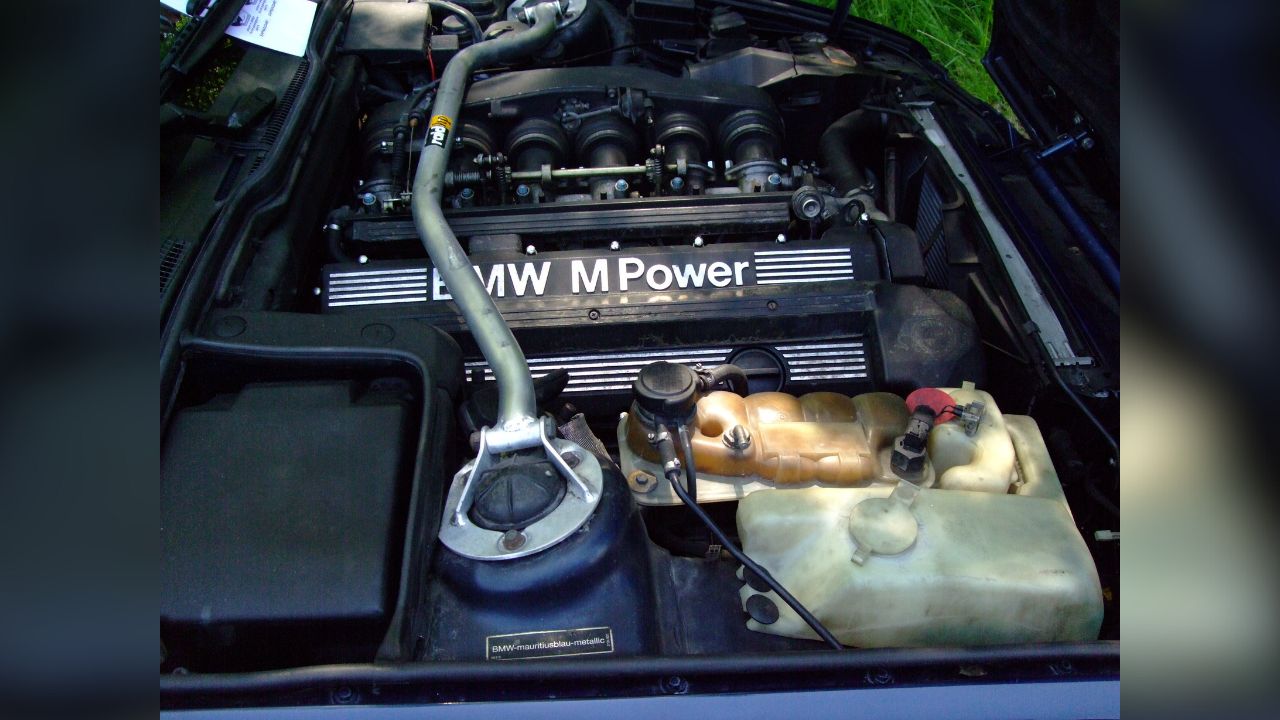BMW M5 e34, silnik S38B36