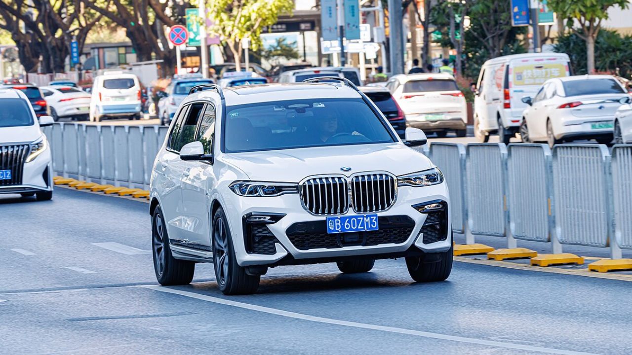 BMW X7