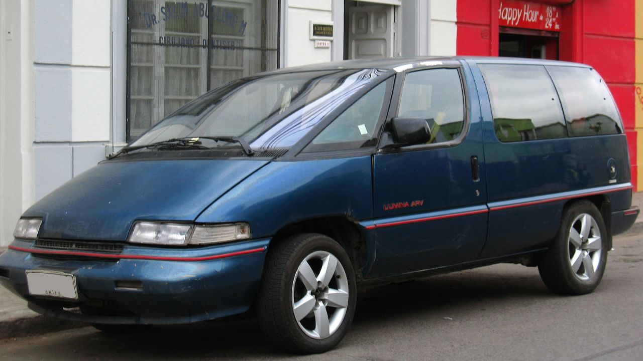 Chevrolet Lumina APV 1990