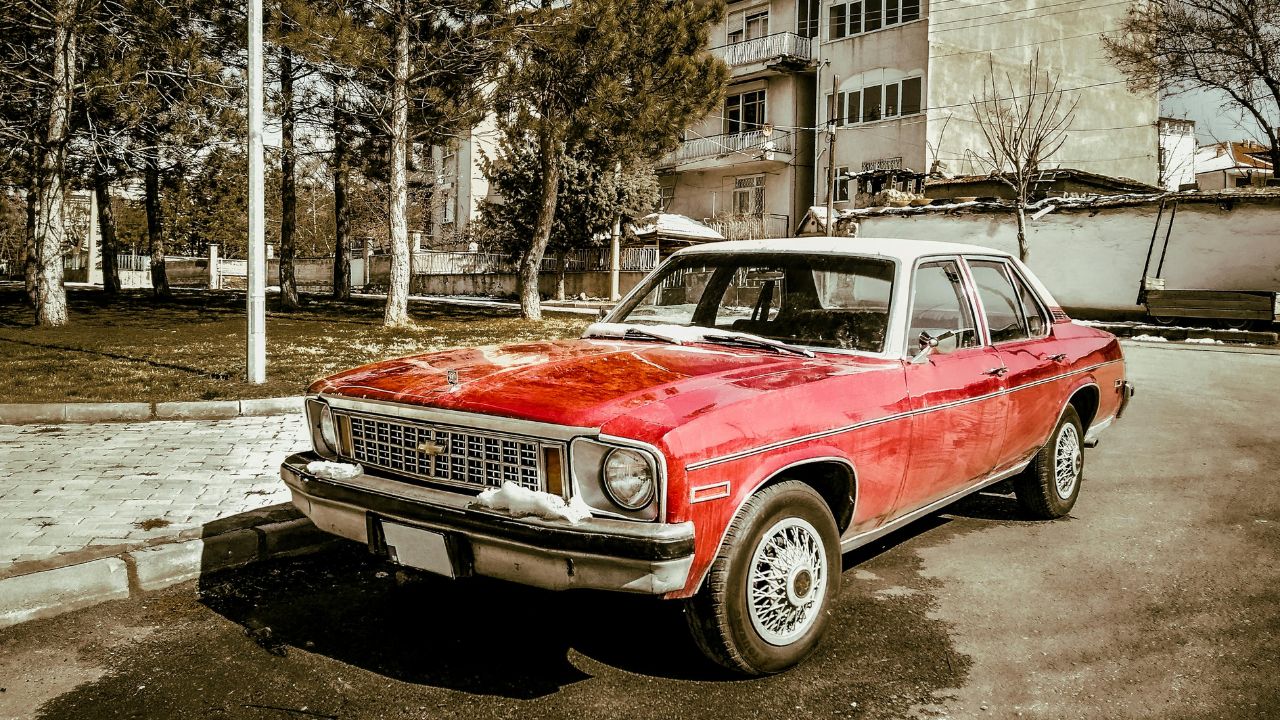 8 classics from the 1970s that stay reliable no matter how hard they’re driven