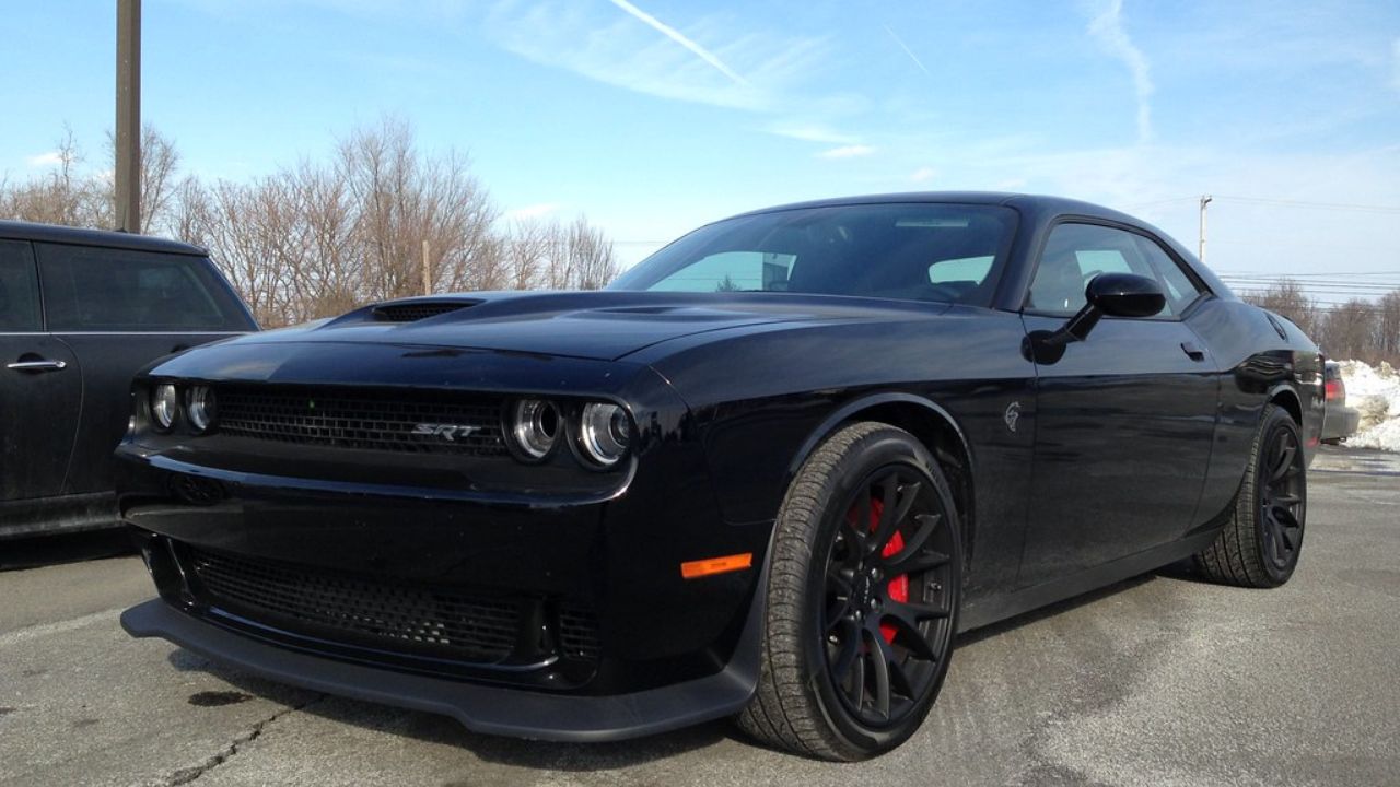 Dodge Challenger SRT Hellcat
